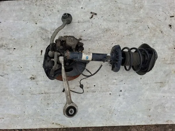 MERCEDES W203 2.7 CDI McPherson Sinistro Anteriore A2033201630 image 6