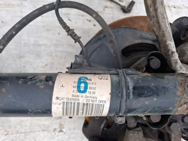 MERCEDES W203 2.7 CDI McPherson Sinistro Anteriore A2033201630 image 9