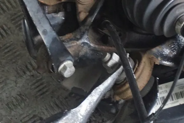 OEM 6792524 BMW Moyeu Suspension Droit Arrière image 8