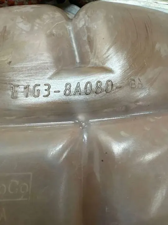 Uitzettank Ford OE E1G3-8A080-BA - Gebruikt image 3