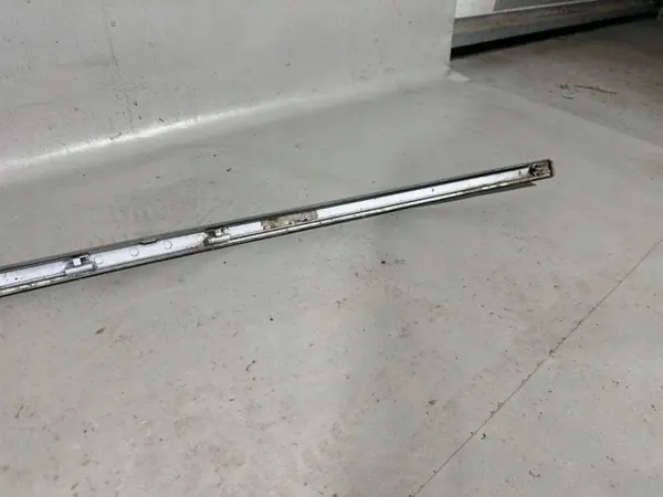 Porsche Dachreling links OEM 97055940200GRV - Gebraucht image 9