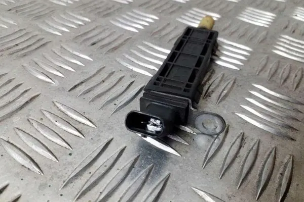 Vevaxelpositionssensor OPEL ASTRA K 1.6L Diesel image 3