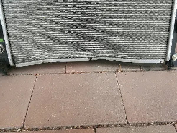 Radiador de agua - Hyundai Santa Fe 2.2 CRDi 2018-2023 image 3