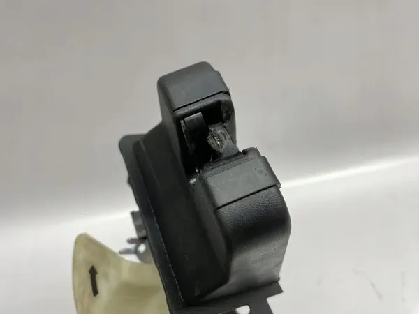 Bagagerumslås Volkswagen Jetta 17A827505 image 7