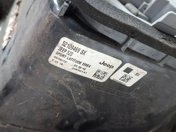 Conjunto de lámpara trasera izquierda Jeep 52109469 image 6