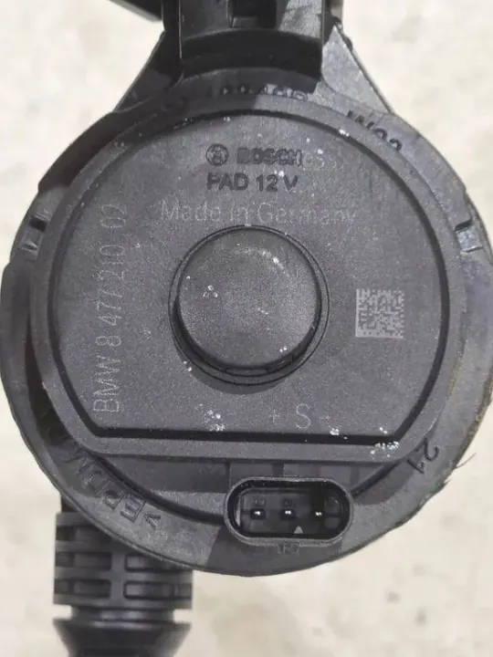 Vattenpump OEM 8477210 för BMW X5/X6 3.0D B57 image 3