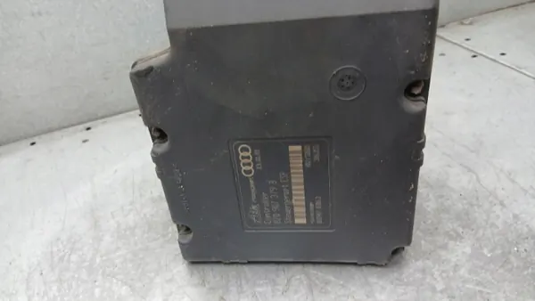 Pompe ABS OEM 8Z0614517C pour Audi A2 1.4TDI image 4
