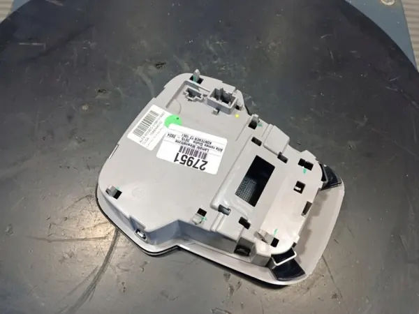 Lampes intérieures Alfa Romeo Giulia OEM Wrakowisko-27951- image 4