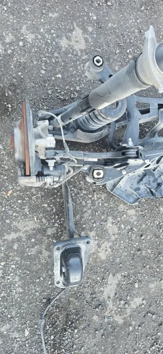 Suspensão eixo traseiro OEM 571 para VW Tiguan III image 4