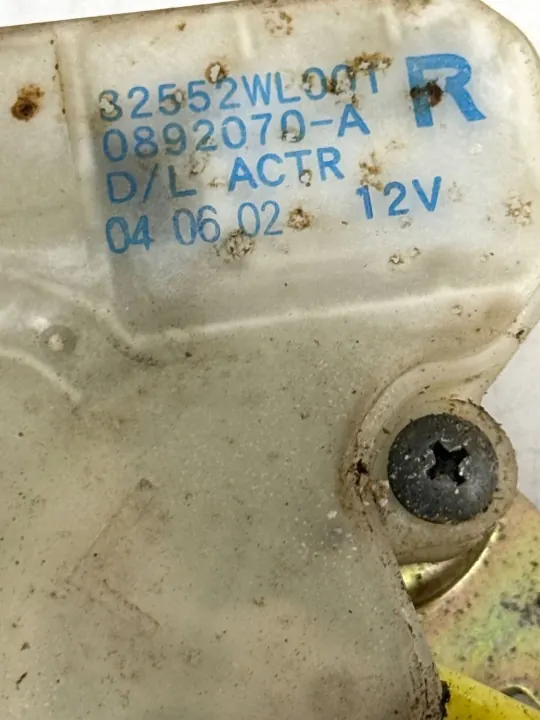 Nissan Elgrand 2004 Oikea Luistava Ovi Lukitus OEM 32552WL001 image 5