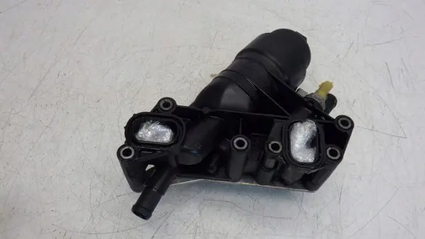 Öljynsuodattimen pohja OEM 70375888 Renault Koleos 1.6D image 6
