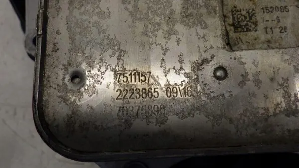 Öljynsuodattimen pohja OEM 70375888 Renault Koleos 1.6D image 8