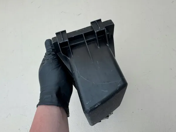 Toyota Luftfilterhus OEM 17705-0T170 - Begagnad image 8