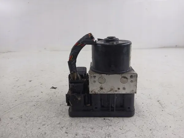 ABS-pumppu OEM 30742665AA Volvo C70 II 2.5T:lle image 4