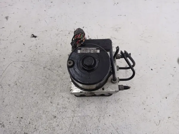 ABS-pumppu OEM 30742665AA Volvo C70 II 2.5T:lle image 5