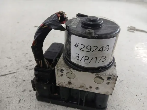 ABS-pumppu OEM 30742665AA Volvo C70 II 2.5T:lle image 7