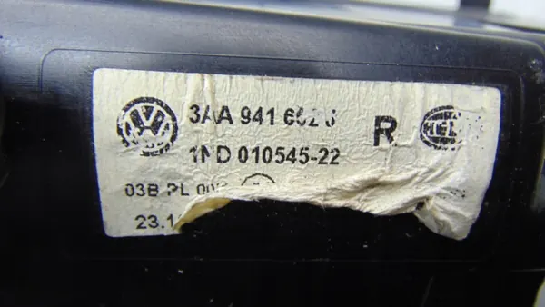 Gebruikte Volkswagen mistlamp OEM 3AA 941 662G image 5