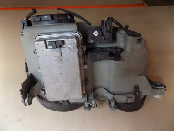 LINKER KOPLAMP MERCEDES E-KLASSE W210 S210 HALOGEEN H7 OEM A2108202761 image 3