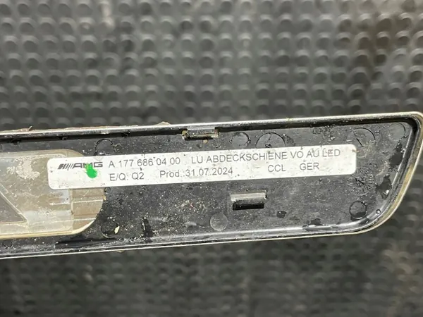 Mercedes A-Klasse W177 Frontschwellerabdeckung OEM A1776860400 image 3