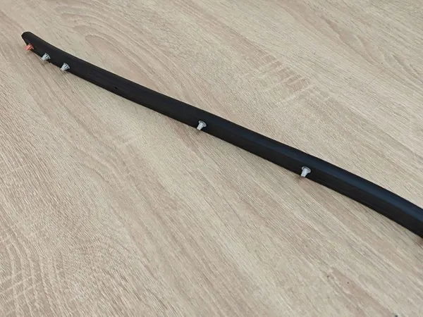 Windschutzscheibendichtung OEM 4J231843TRA für VW Amarok II image 3
