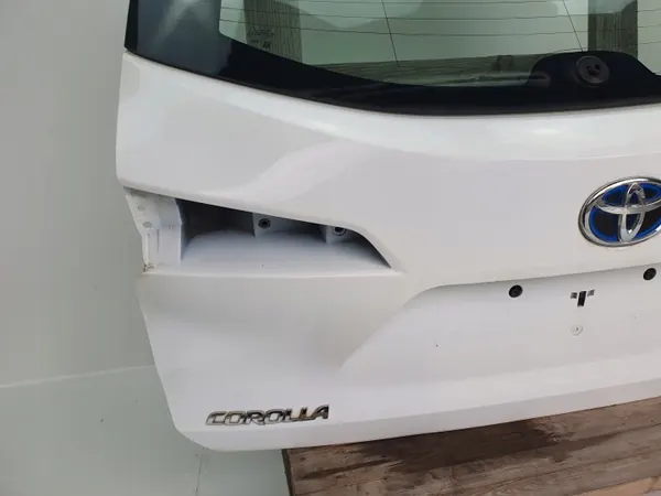 Puerta trasera ACR216 para Toyota Corolla E21 Familiar image 3