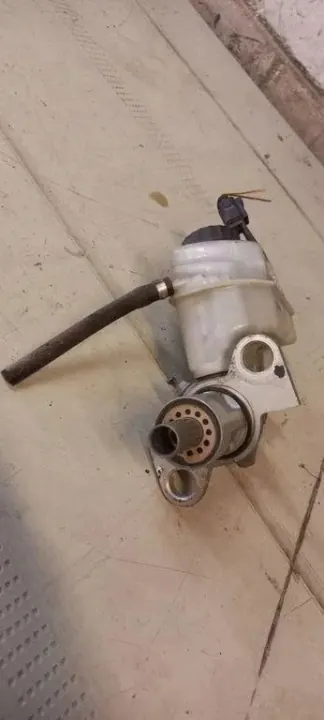 SEAT Bromscylinder OEM 1K2611301B - Begagnad image 4