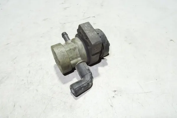 Válvula eletromagnética MERCEDES-BENZ E (W210) 0004701993 image 2