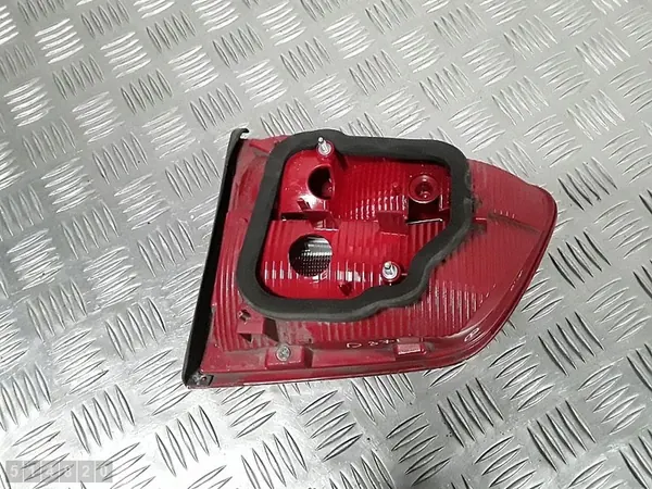 Vänster bakljus VW Touran 2010-2015 OEM 1T0945093A image 6