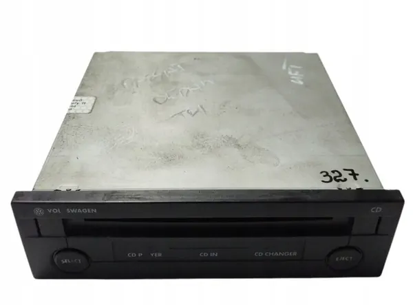 Gebruikte CD-wisselaar OEM ZMIENIARKA CD VW Passat B5 1996-2000 image 2