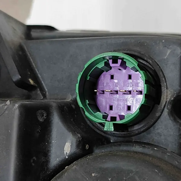 Fiat 500L 2014 Luz LED diurna lado direito OEM image 4