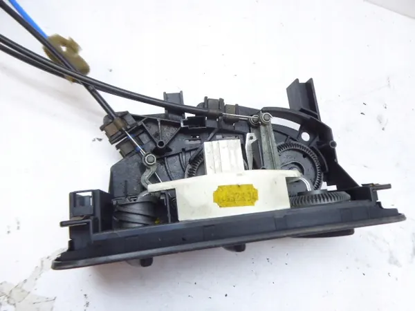 Painel de Controle de Ventilação Volkswagen Golf III 92-97 image 2