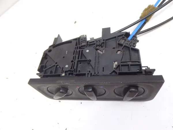 Painel de Controle de Ventilação Volkswagen Golf III 92-97 image 7