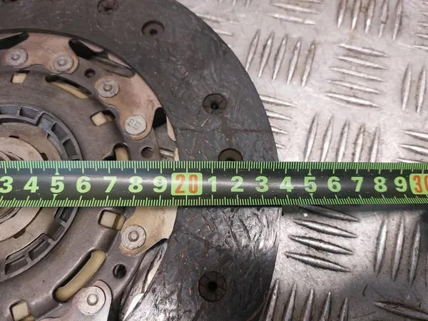 Volante de Dupla Massa VW Golf V 06F105266K image 5