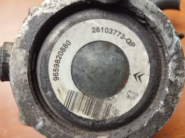 Servostyrningspump Citroen Peugeot 1.6HDI image 2