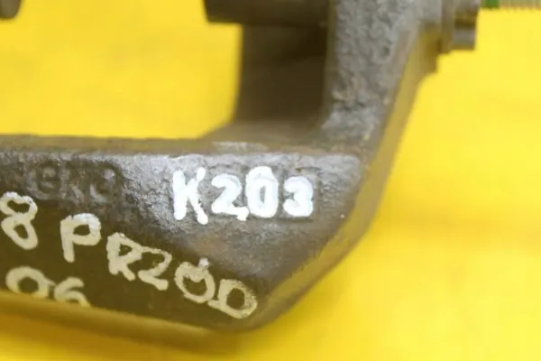 Klemmhalterung vorne links rechts OEM 4527A Audi image 3