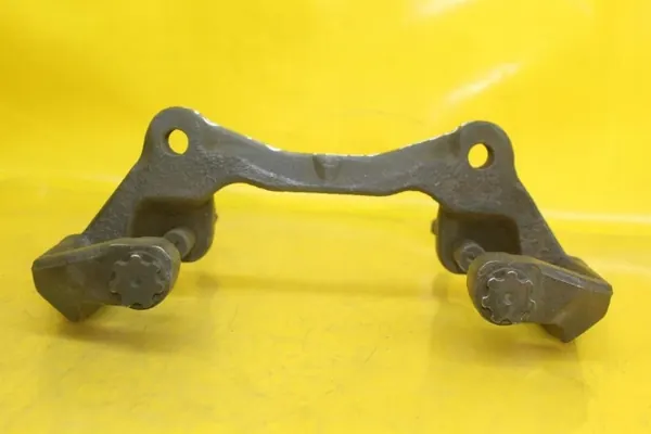 Klemmhalterung vorne links rechts OEM 4527A Audi image 4