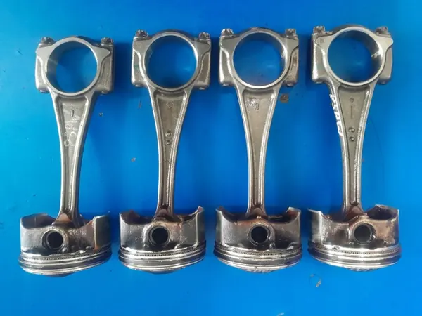 Piston & Bielle OEM 13T3R50B4SW Mazda 2 image 2