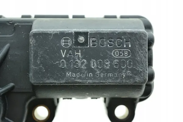 Válvula de posición en vacío Bosch 0 132 008 600 image 4