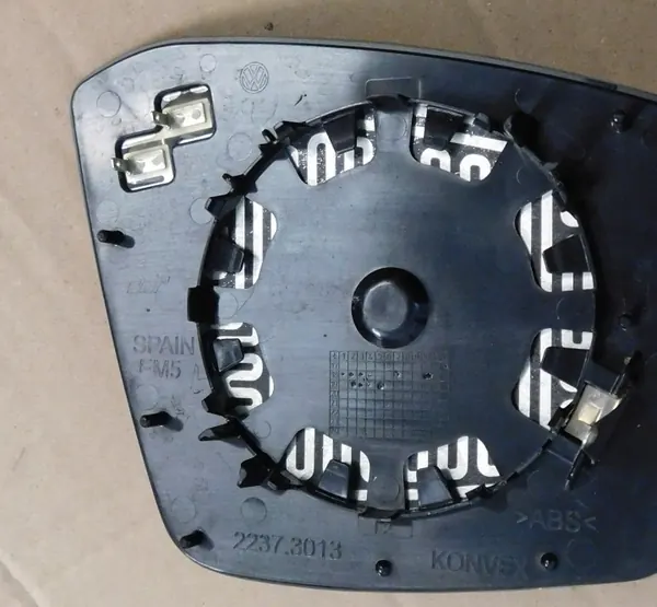 OEM 22373013 VW T-Roc Inserção Espelho Aquecido Esquerdo Dianteiro image 4