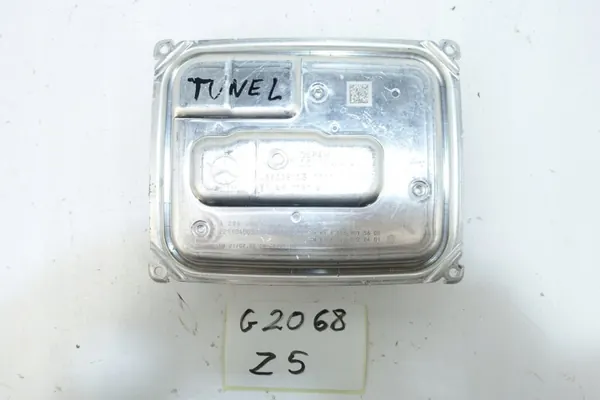 Module Convertisseur LED Mercedes A2969000311 - Occasion image 3