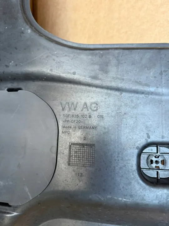 Audi Q3 83A Rechter Onderkast OEM 5QF825202 image 4