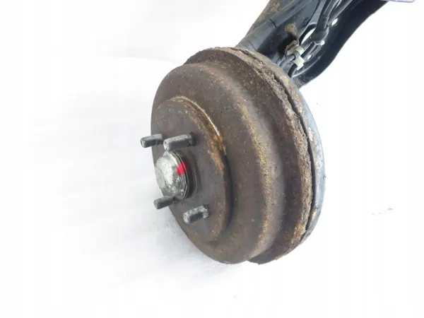 Poutre arrière avec ABS M1044028 - Pièce Suzuki d'occasion image 4