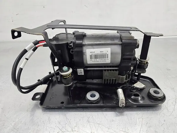 Volvo OE 32315091 Air Suspension Compressor image 4
