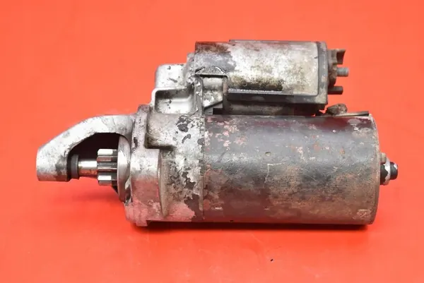 Démarreur Audi A6 C4 2.6 V6 94-97 image 2