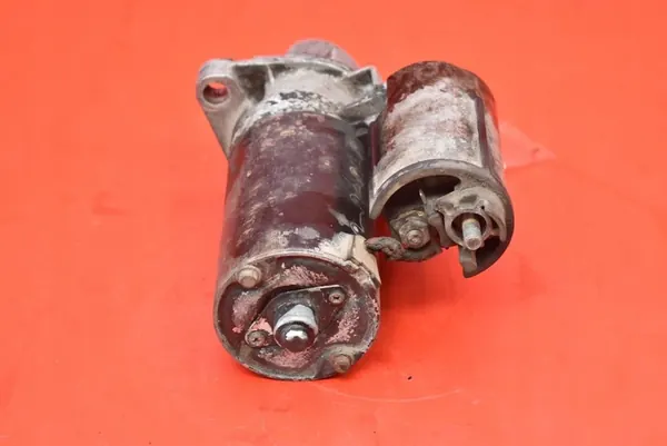 Démarreur Audi A6 C4 2.6 V6 94-97 image 3