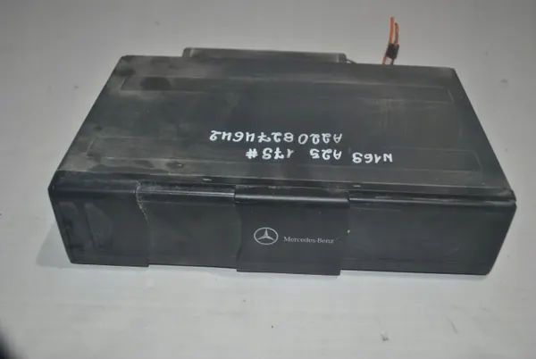Pieza auto Mercedes-Benz OE A2208274642 usada image 2