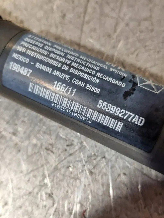 Jeep Grand Cherokee 2012 Baklucka Dämpare/aktuator OEM 55399277AD image 3