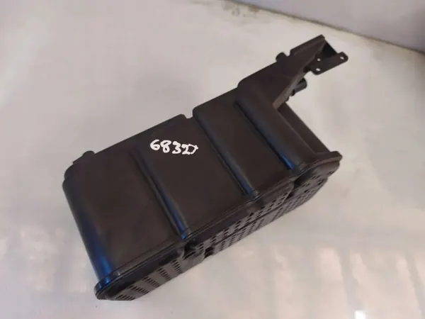 Audi A5 RS5 Aktivkohlefilter 8W0201797M image 4