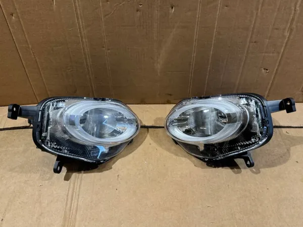 Fiat 500 Lift Halogenstrålkastare Höger OEM 52007766 image 2