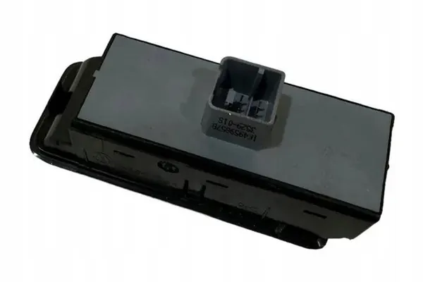 Rechter voorraambedieningsknop VW POLO image 4